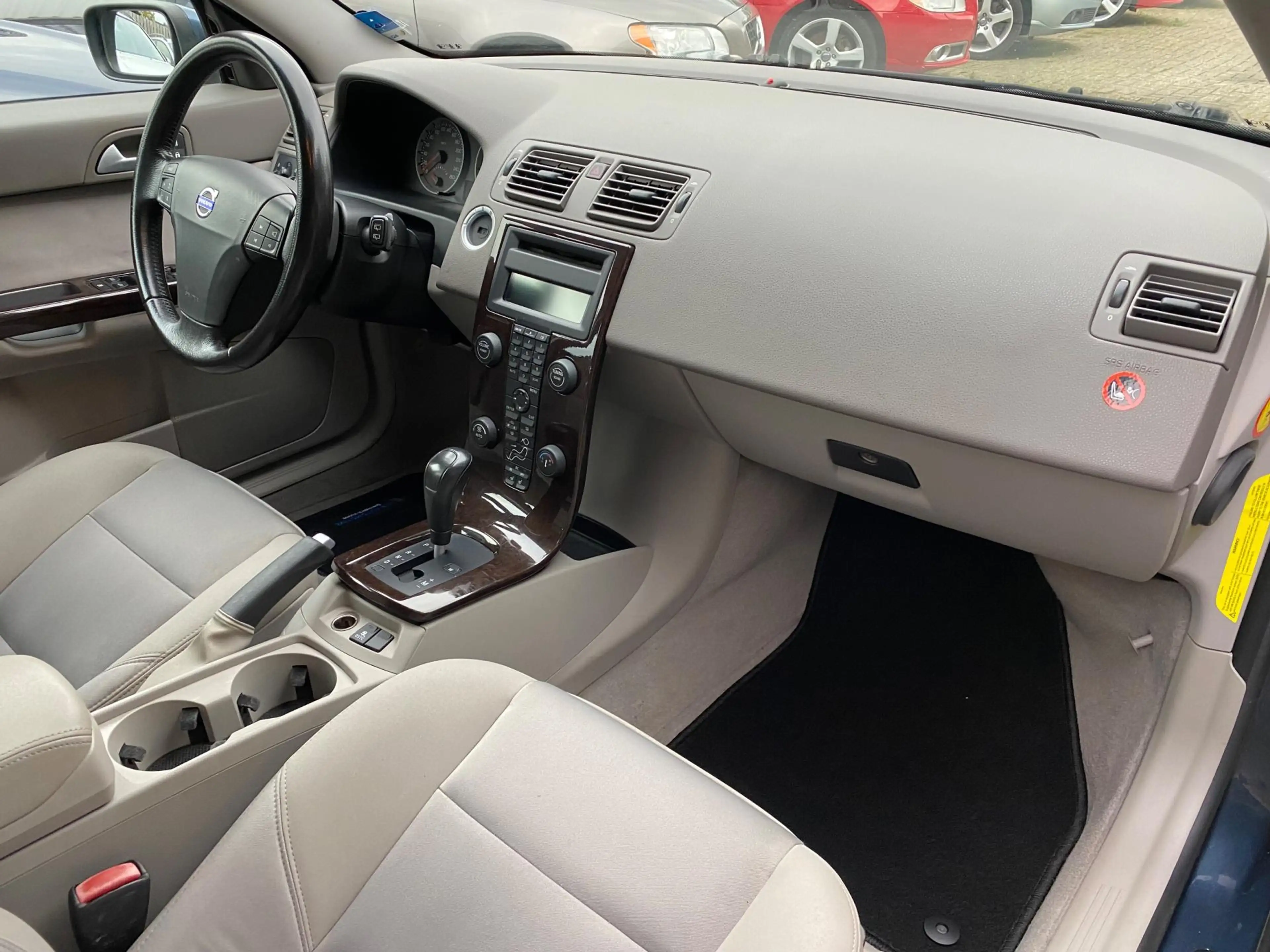 Volvo V50 2.4 Kinetic Automaat / Youngtimer — photo 6