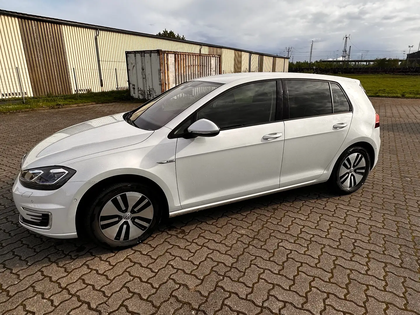 Volkswagen e-Golf e-Golf Blanc - 2