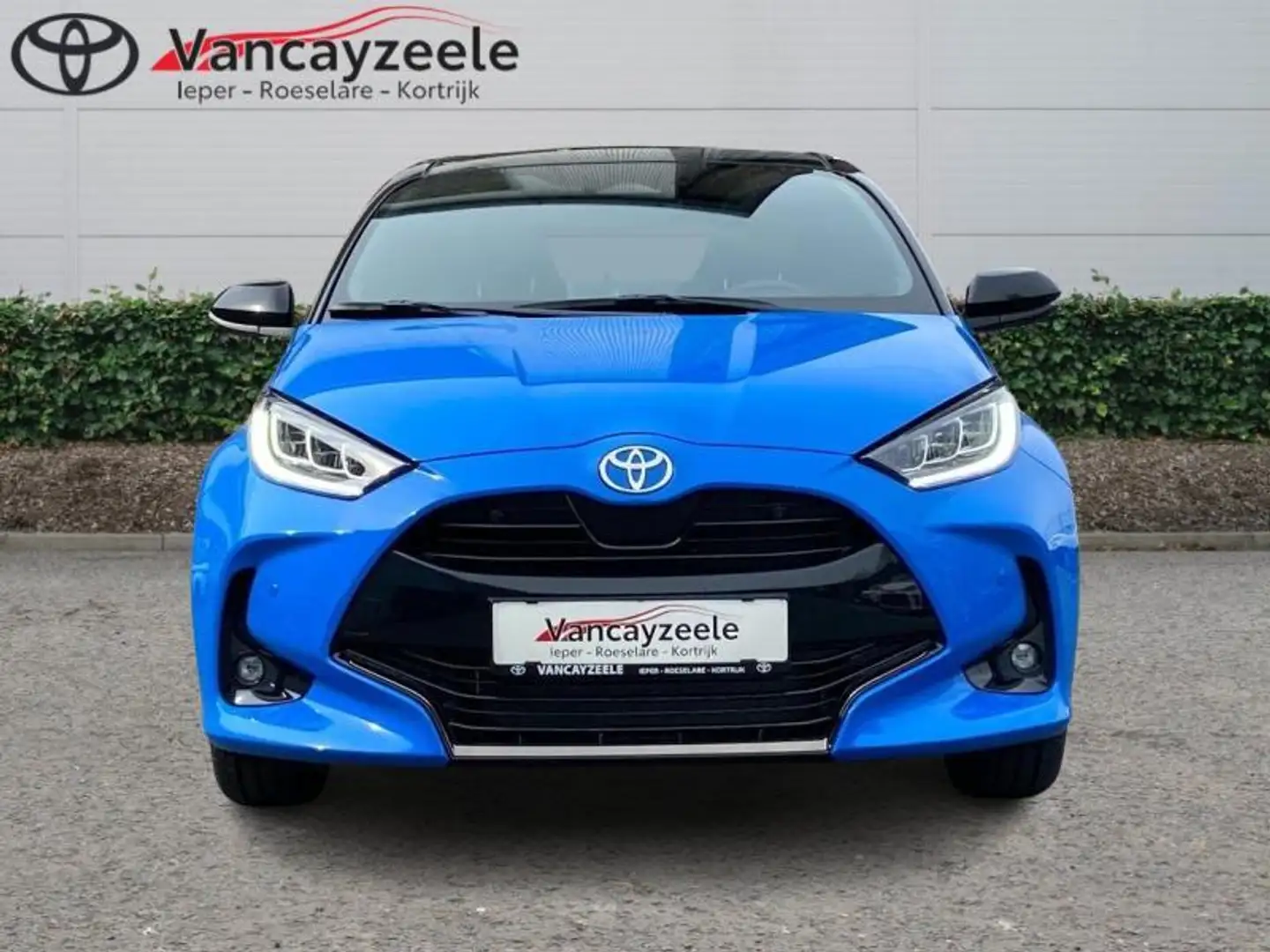 Toyota Yaris Premiere Edition+CAM+NAV+senso Bleu - 2