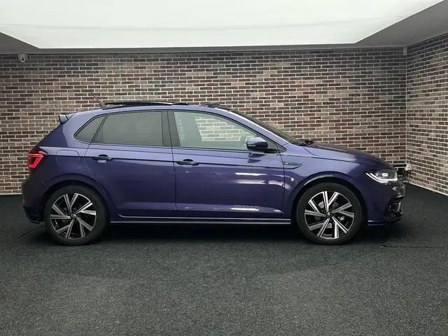 Volkswagen Polo view 4