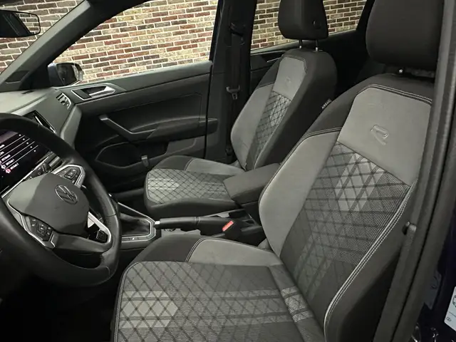 Volkswagen Polo view 11