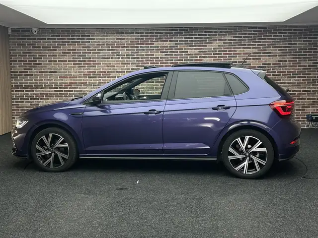 Volkswagen Polo view 5