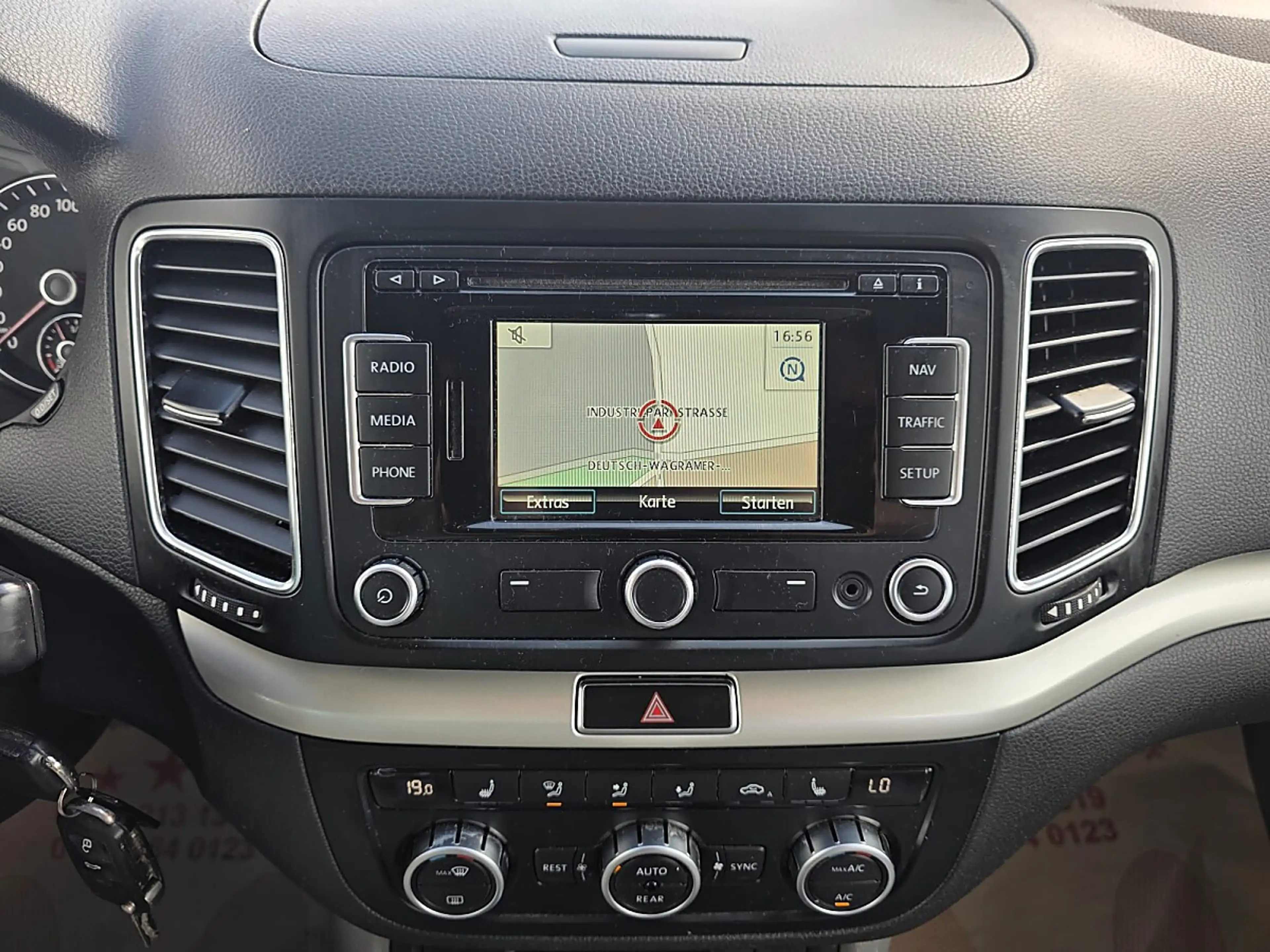 SEAT Alhambra Reference 2,0 TDI CR DPF DSG **7 Sitze** — photo 11