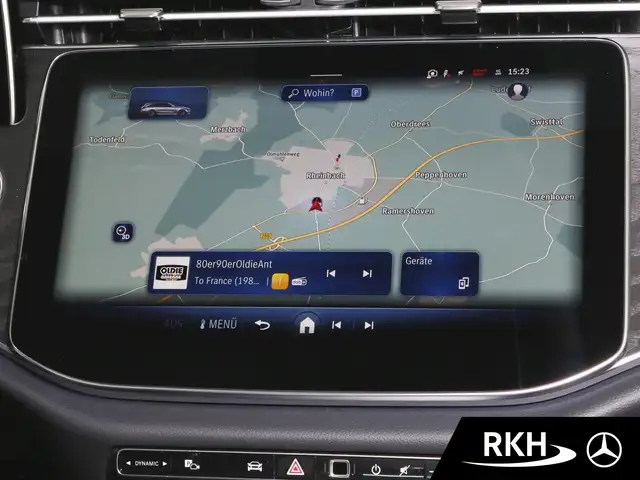 Mercedes-Benz E-Class view 11
