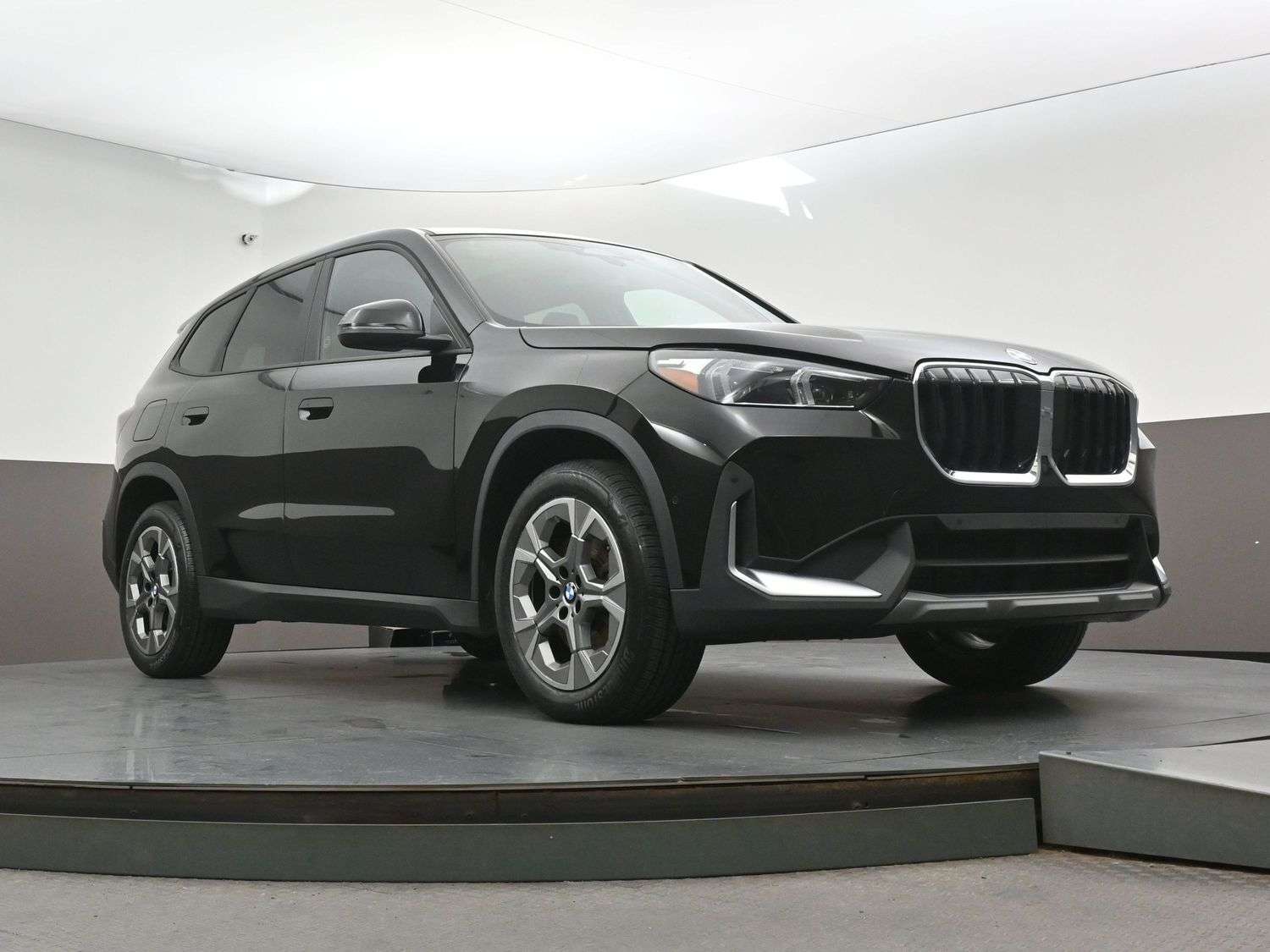 2025 BMW X1 XDRIVE28i AWD Sunroof, Heated Front Seats, CarPlay thumb 37