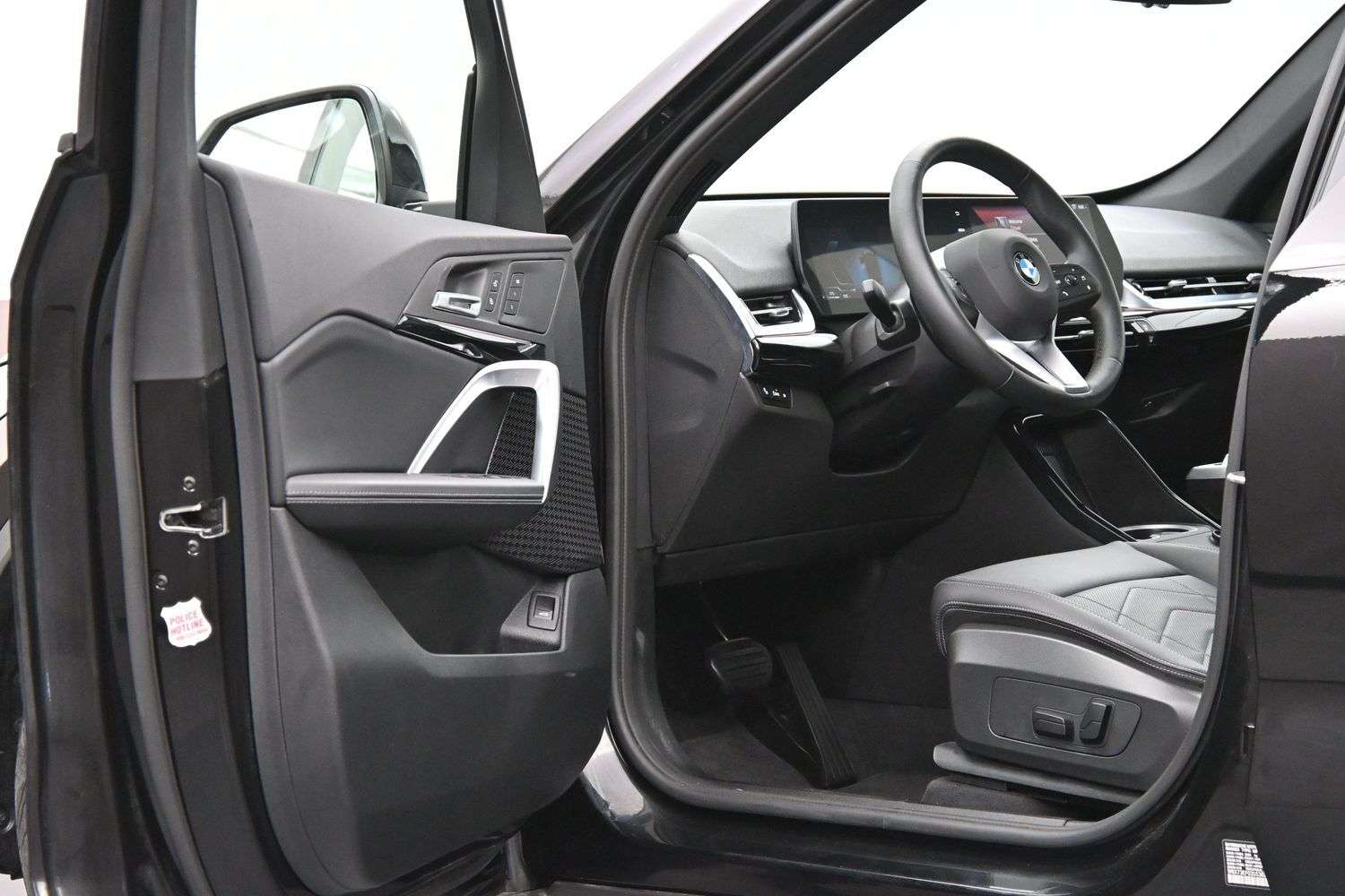 2025 BMW X1 XDRIVE28i AWD Sunroof, Heated Front Seats, CarPlay thumb 18