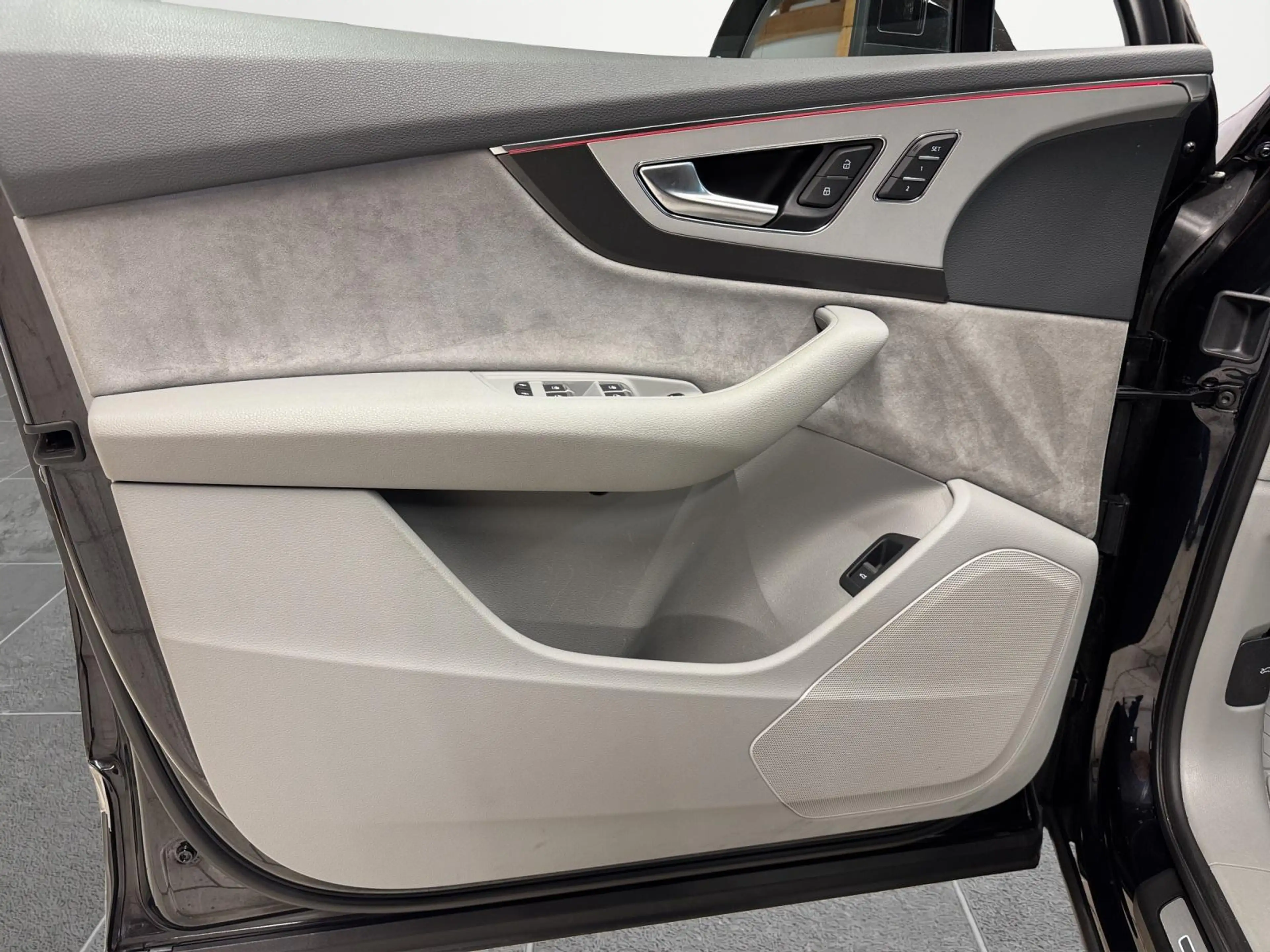 Audi Q7 45, 3.0 TDI quattro AHK,SHZ&BEL., dig.Cockpit — photo 14