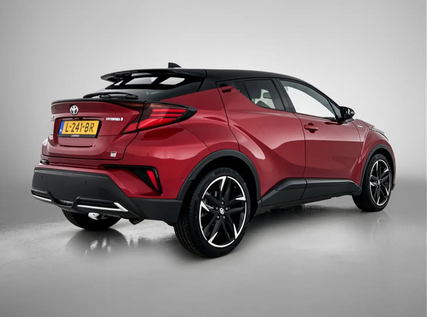 Toyota C-HR 2.0 Hybrid GR-Sport | Apple Carplay | Elektrisch v Rood - 2