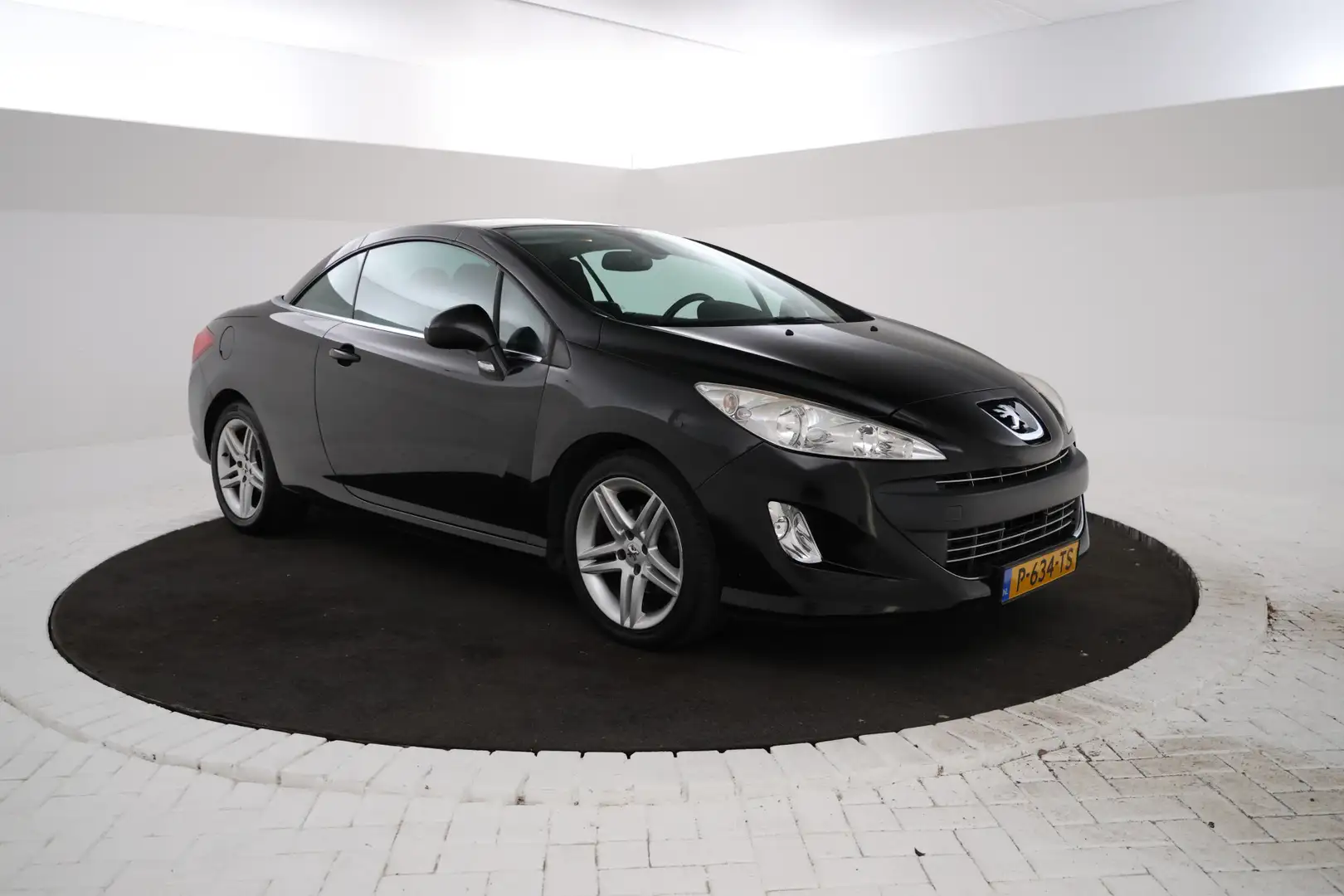 Peugeot 308 CC 1.6 VTi Sport Cruise, Cabrio, Airco, ETC Zwart - 2