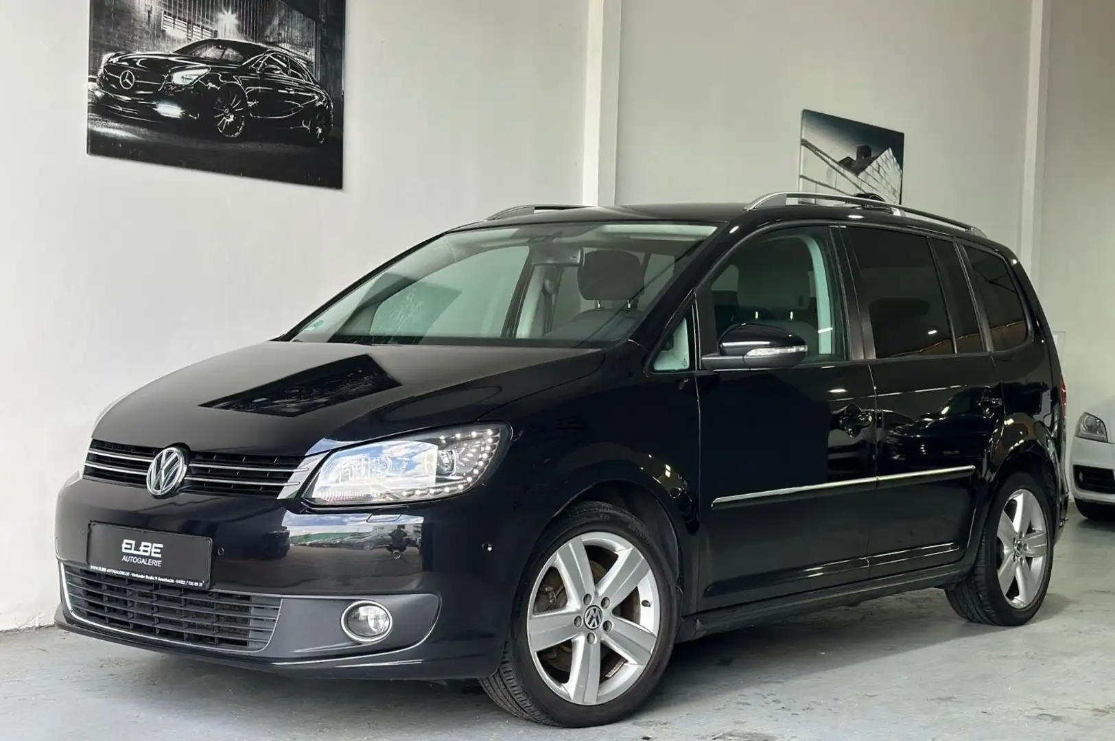 Volkswagen Touran 2.0 TDI DSG Highline 7-Sitzer 1.Hand Xen Noir - 2
