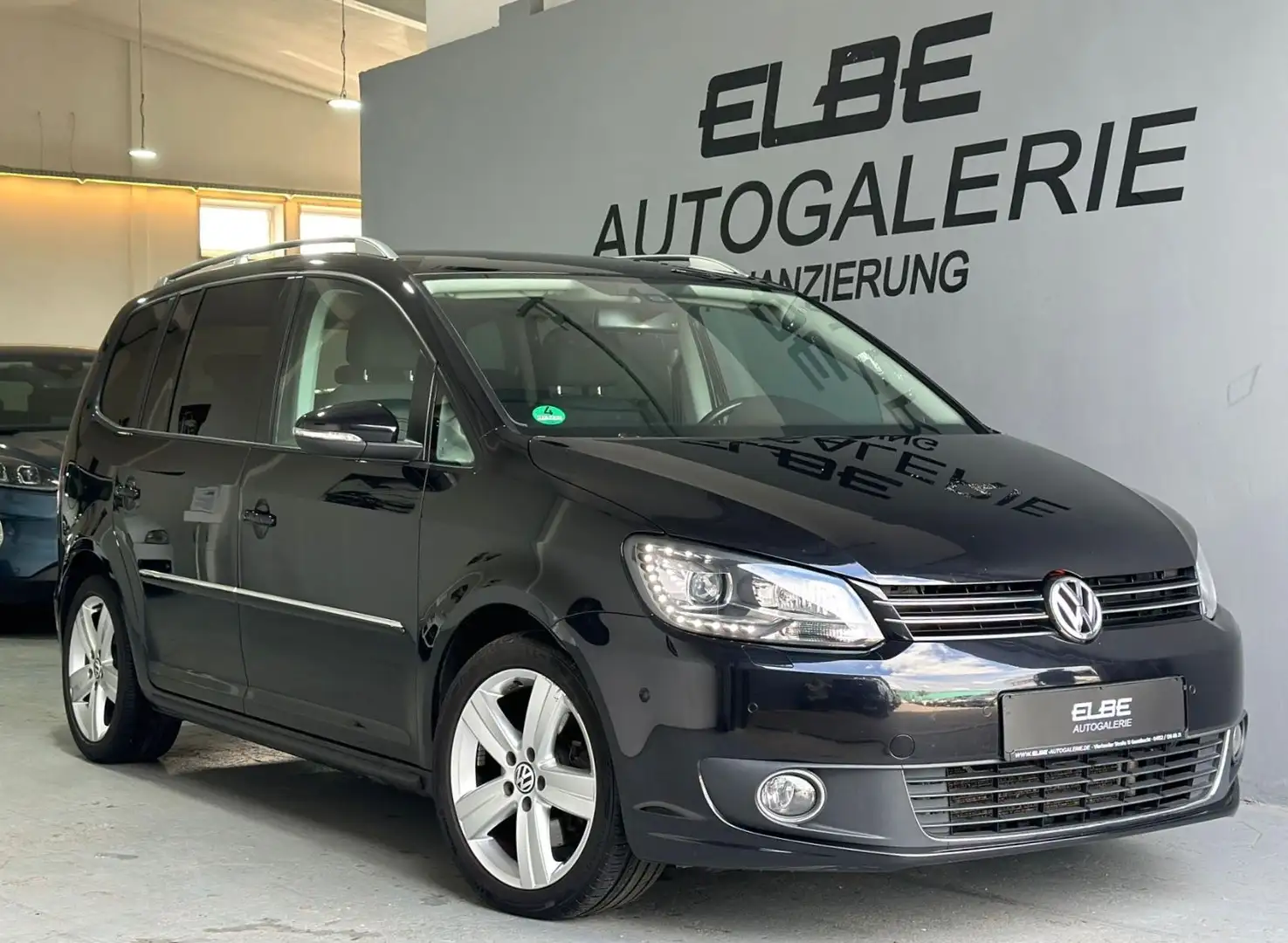 Volkswagen Touran 2.0 TDI DSG Highline 7-Sitzer 1.Hand Xen Noir - 1