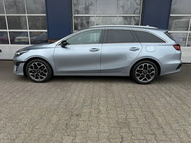 Kia Ceed view 6