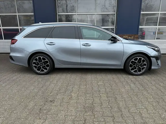 Kia Ceed view 7