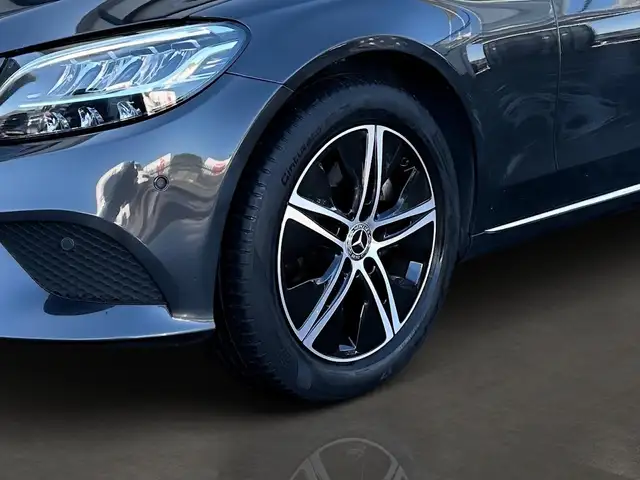 Mercedes-Benz C-Class view 6