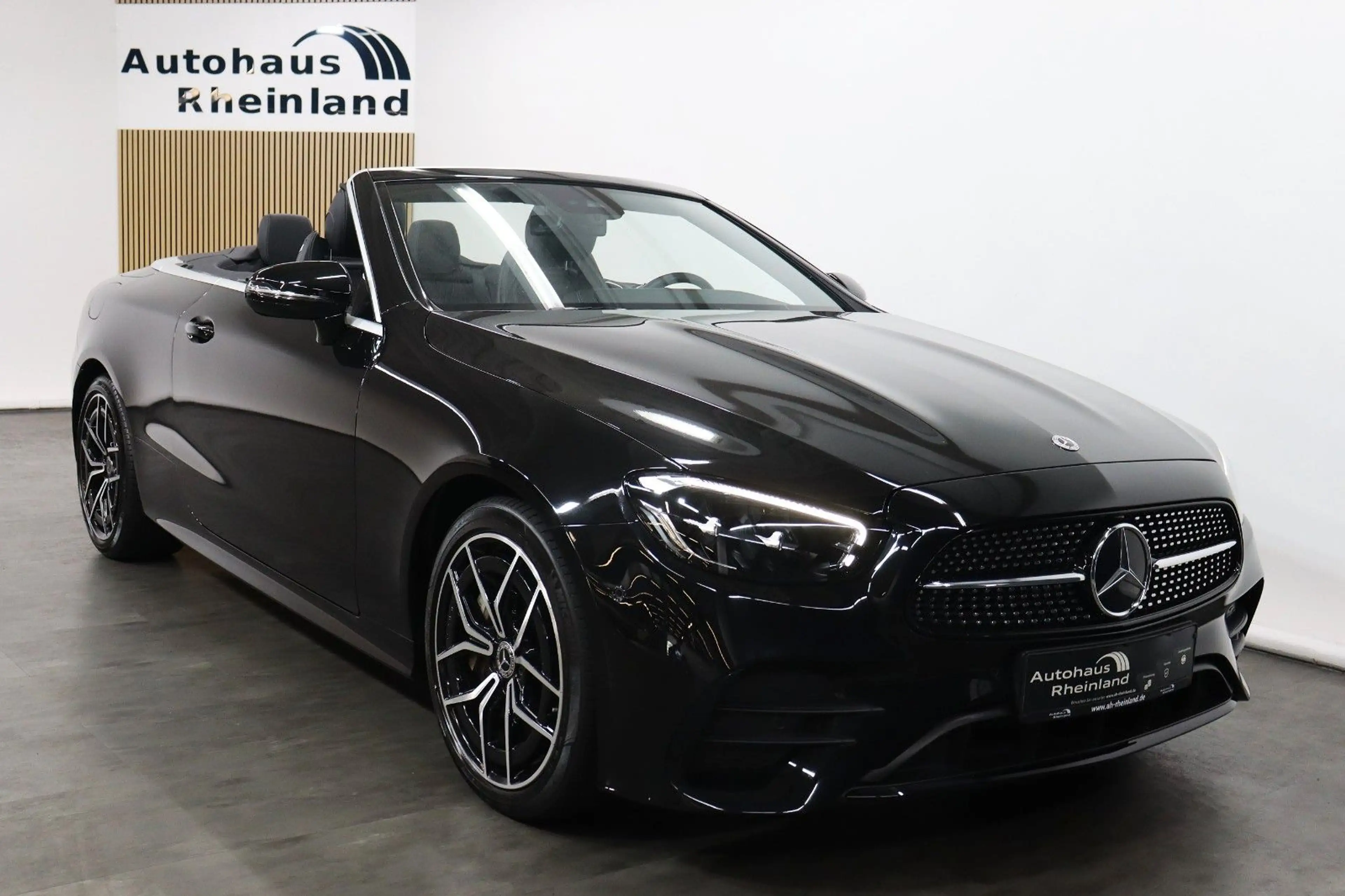 Mercedes-Benz E 450 E450 Cabrio 4Matic AMG*WIDESCREEN*KAMERA*LEDER* — photo 7