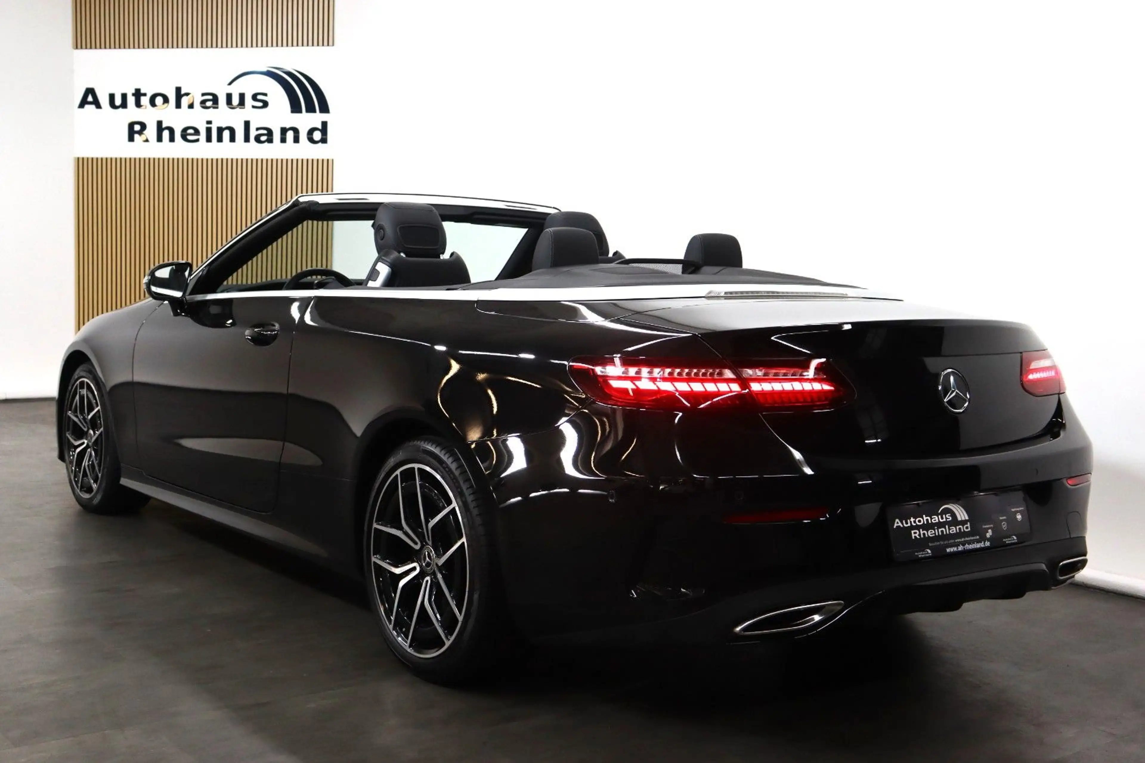 Mercedes-Benz E 450 E450 Cabrio 4Matic AMG*WIDESCREEN*KAMERA*LEDER* — photo 8