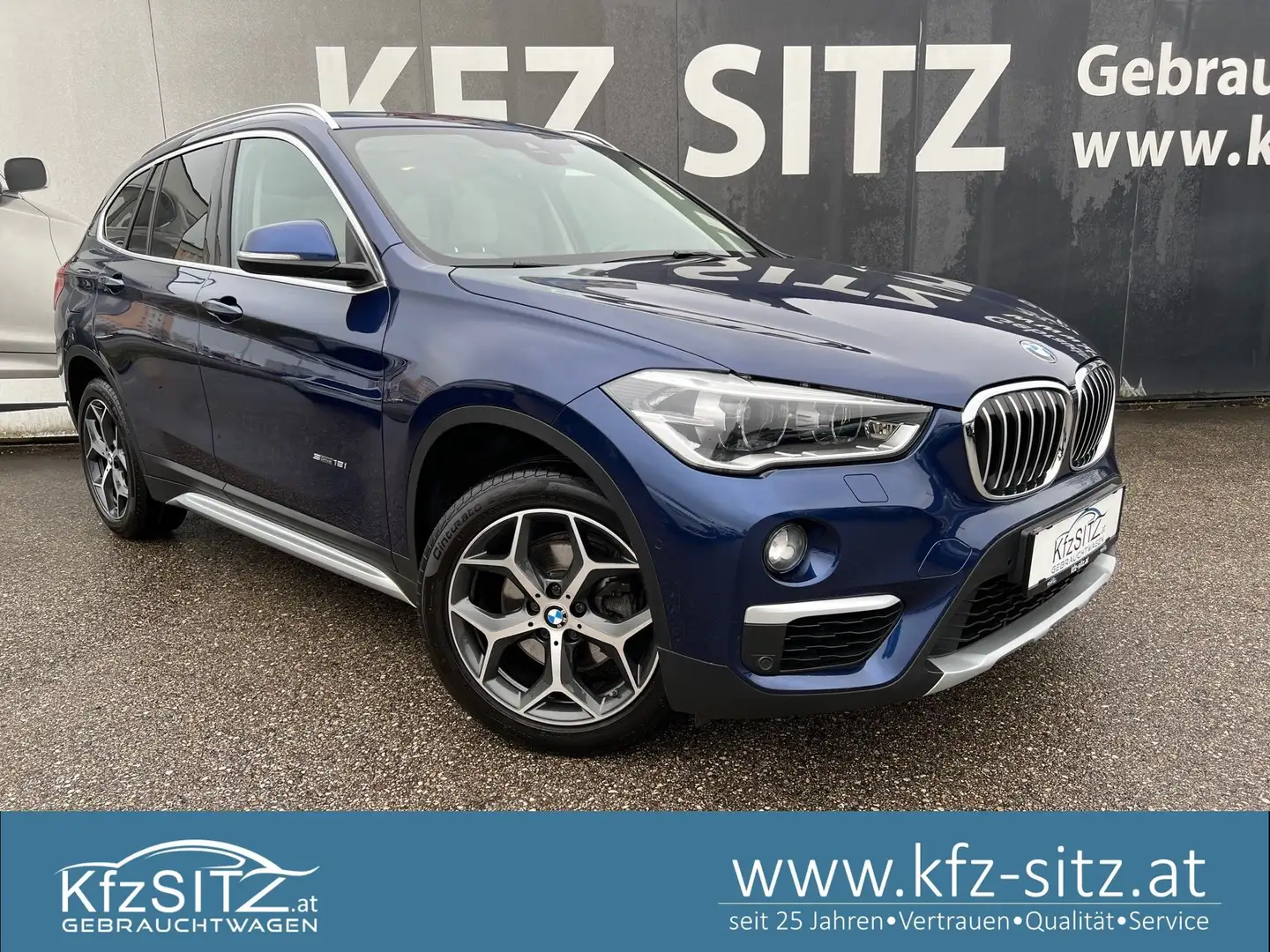 BMW X1 sDrive18i xLine | PANO/HUD Blau - 1