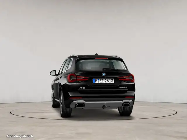 BMW X3 view 9