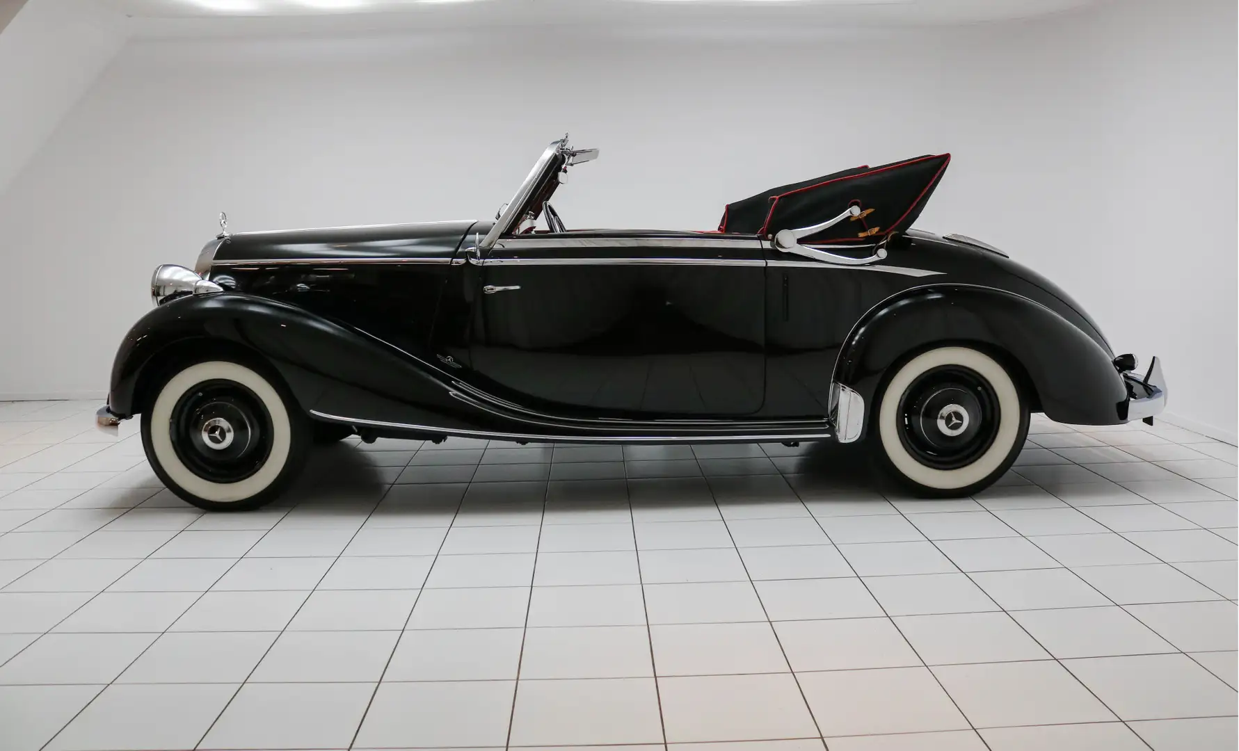 Mercedes-Benz 170 S Cabriolet A * Body-off * Matching * Superb condi Fekete - 2