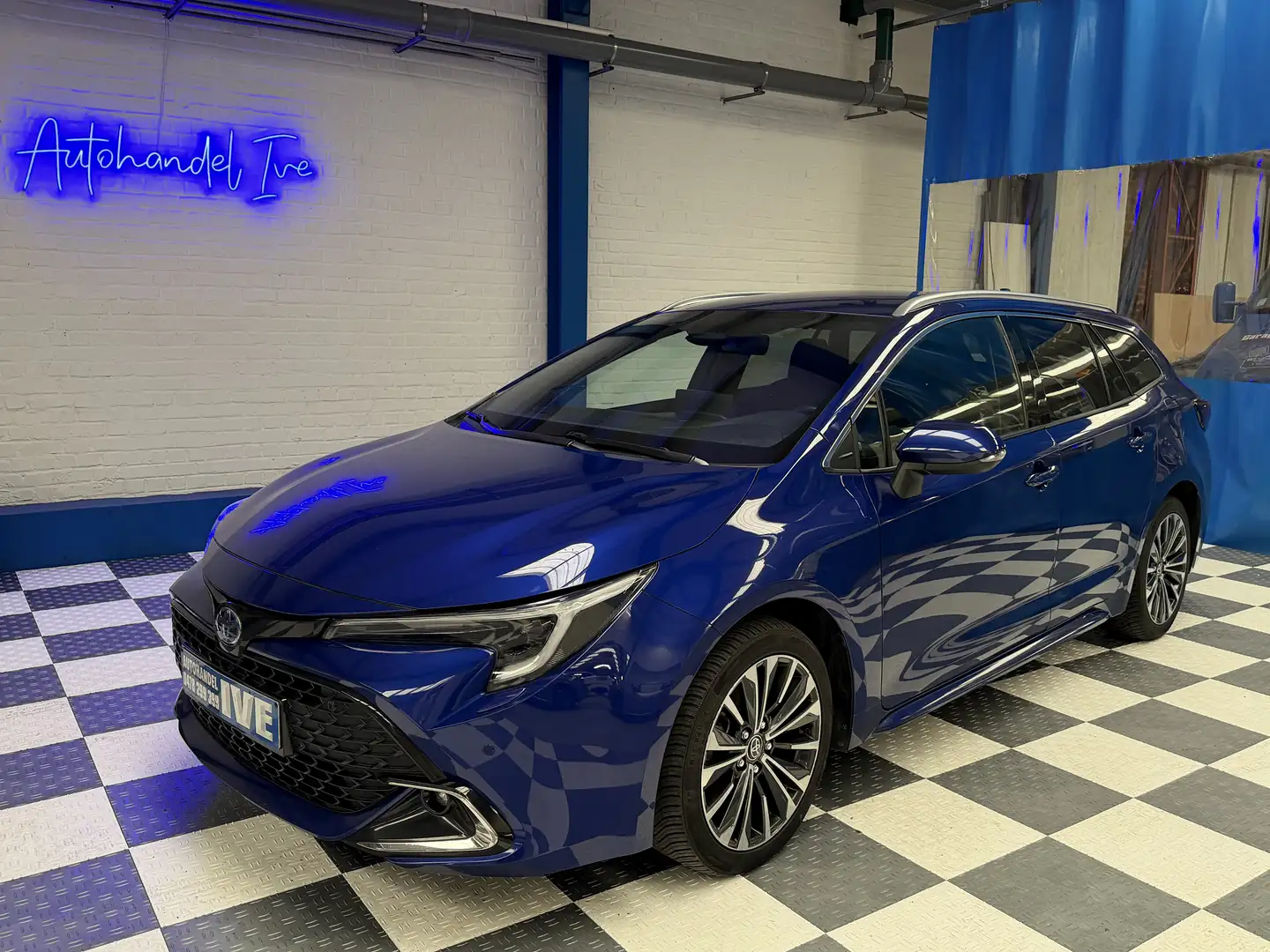 Toyota Corolla Corolla TS Hybrid 1.8 GR Sport e-CVT GPF Blau - 1