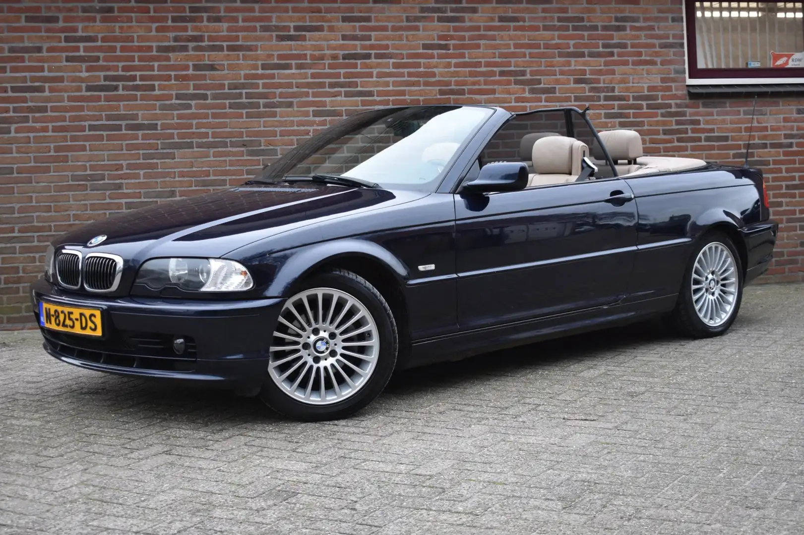 BMW 318 3-serie Cabrio 318Ci '03 Leder Clima Inruil mogeli Blau - 1