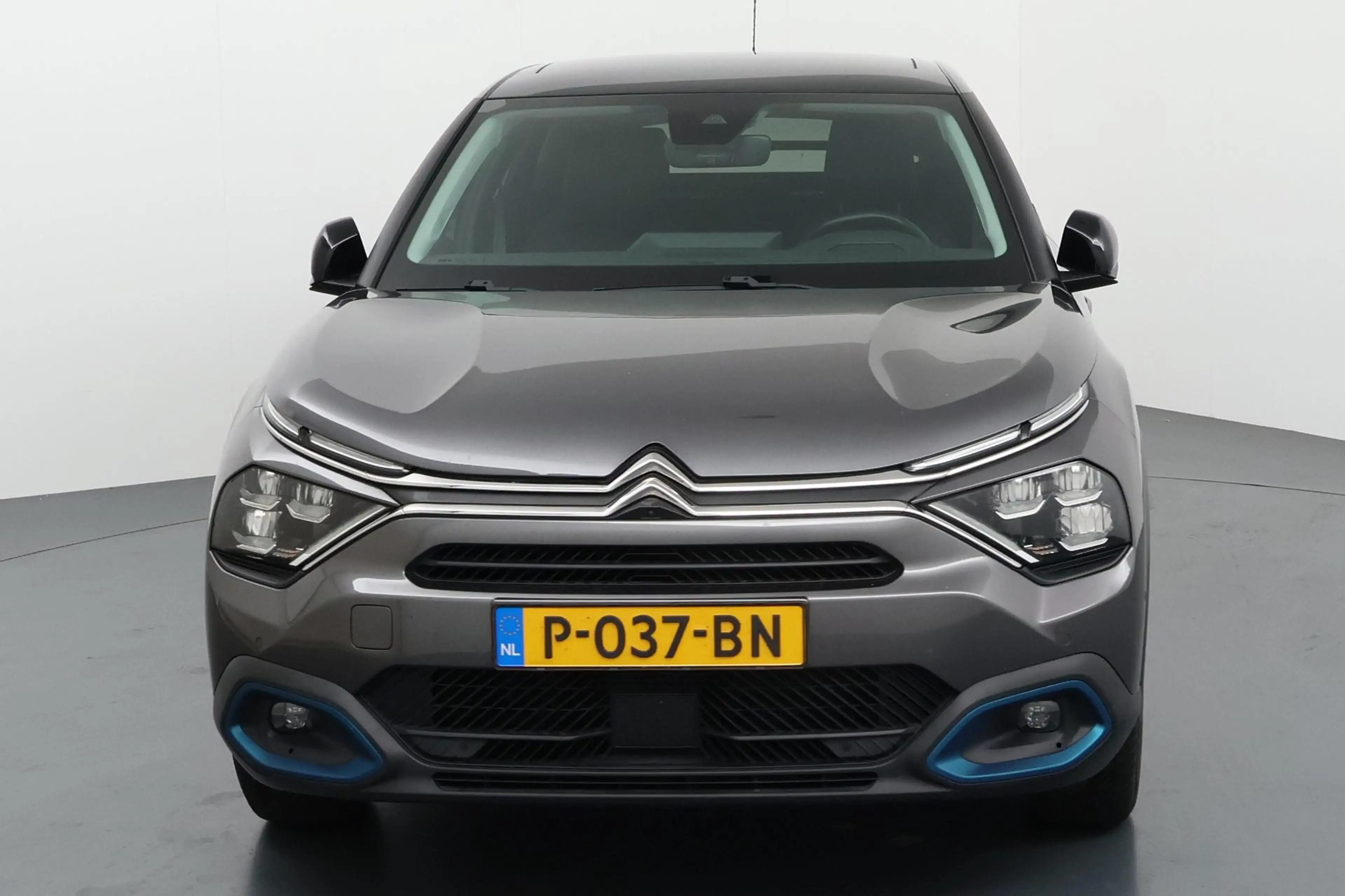 Citroen E-C4 Electric Shine 50 kWh Stijlvolle elektrische SUV met unieke — photo 9