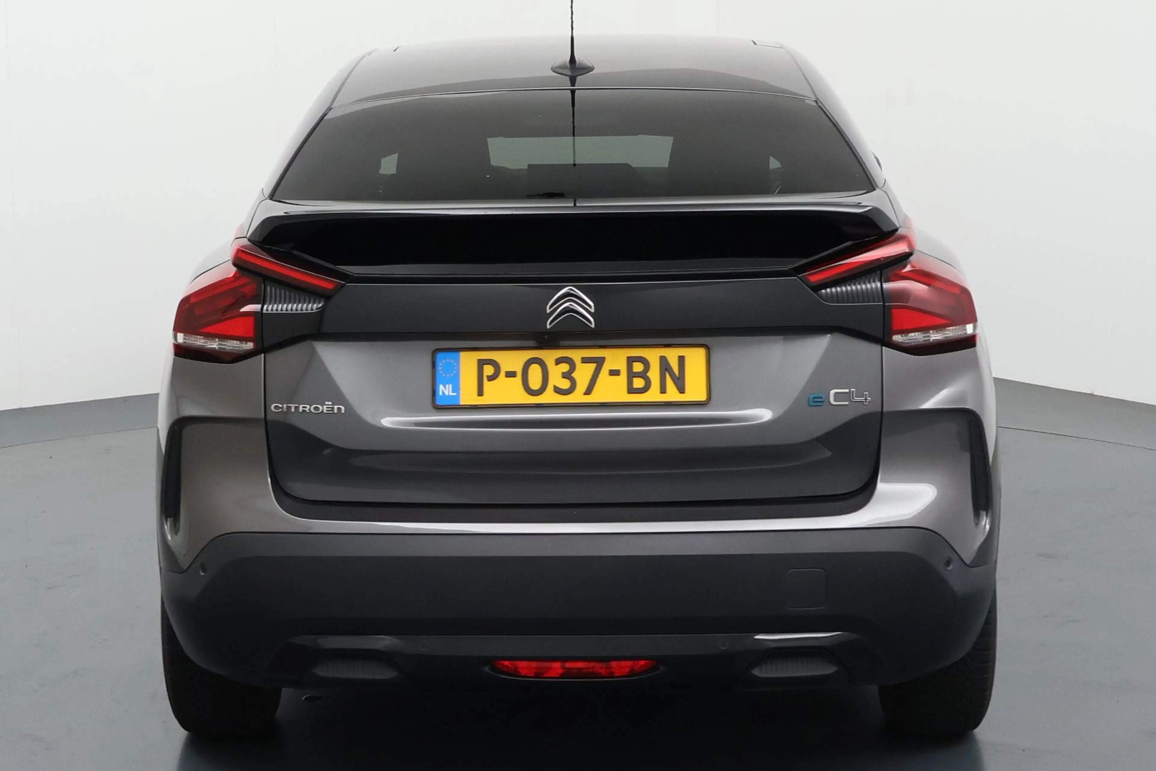 Citroen E-C4 Electric Shine 50 kWh Stijlvolle elektrische SUV met unieke — photo 14