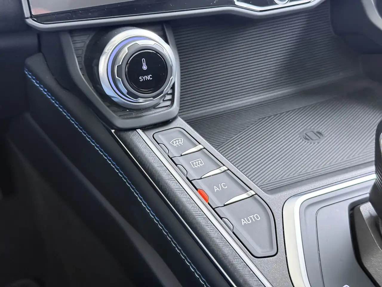 Lynk & Co 01 SOH 96% PHEV AUT-7 261pk Pano-Schuifdak Lmv 20" 36, миниатюра 17