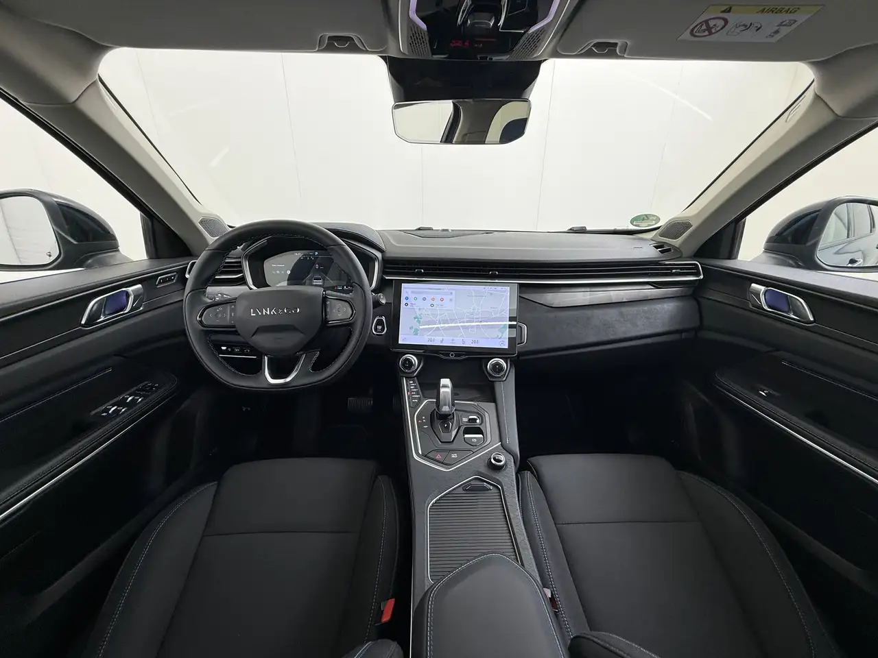 Lynk & Co 01 SOH 96% PHEV AUT-7 261pk Pano-Schuifdak Lmv 20" 36, миниатюра 3