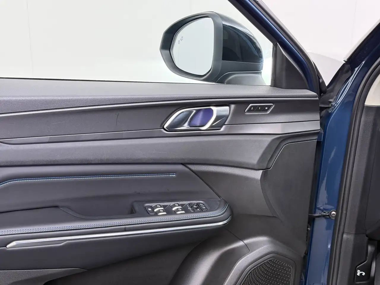 Lynk & Co 01 SOH 96% PHEV AUT-7 261pk Pano-Schuifdak Lmv 20" 36, миниатюра 25