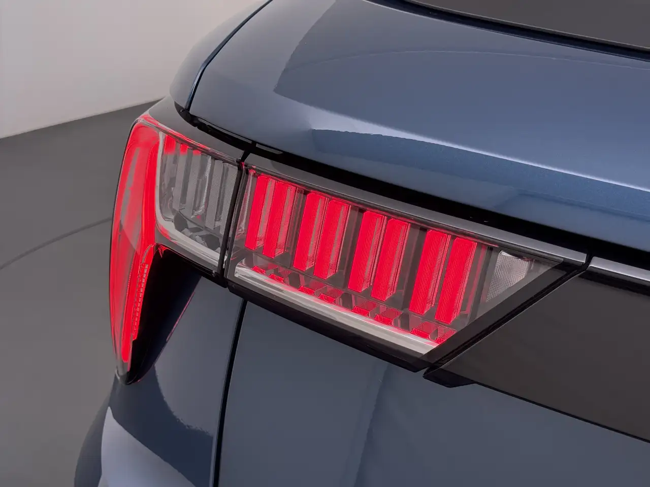 Lynk & Co 01 SOH 96% PHEV AUT-7 261pk Pano-Schuifdak Lmv 20" 36, миниатюра 23