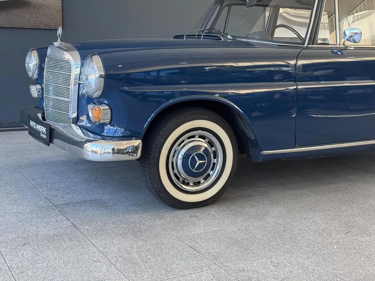 Mercedes-Benz 190 C W110 Heckflosse*GUTACHTEN*H-ZULASSUNG, foto 2