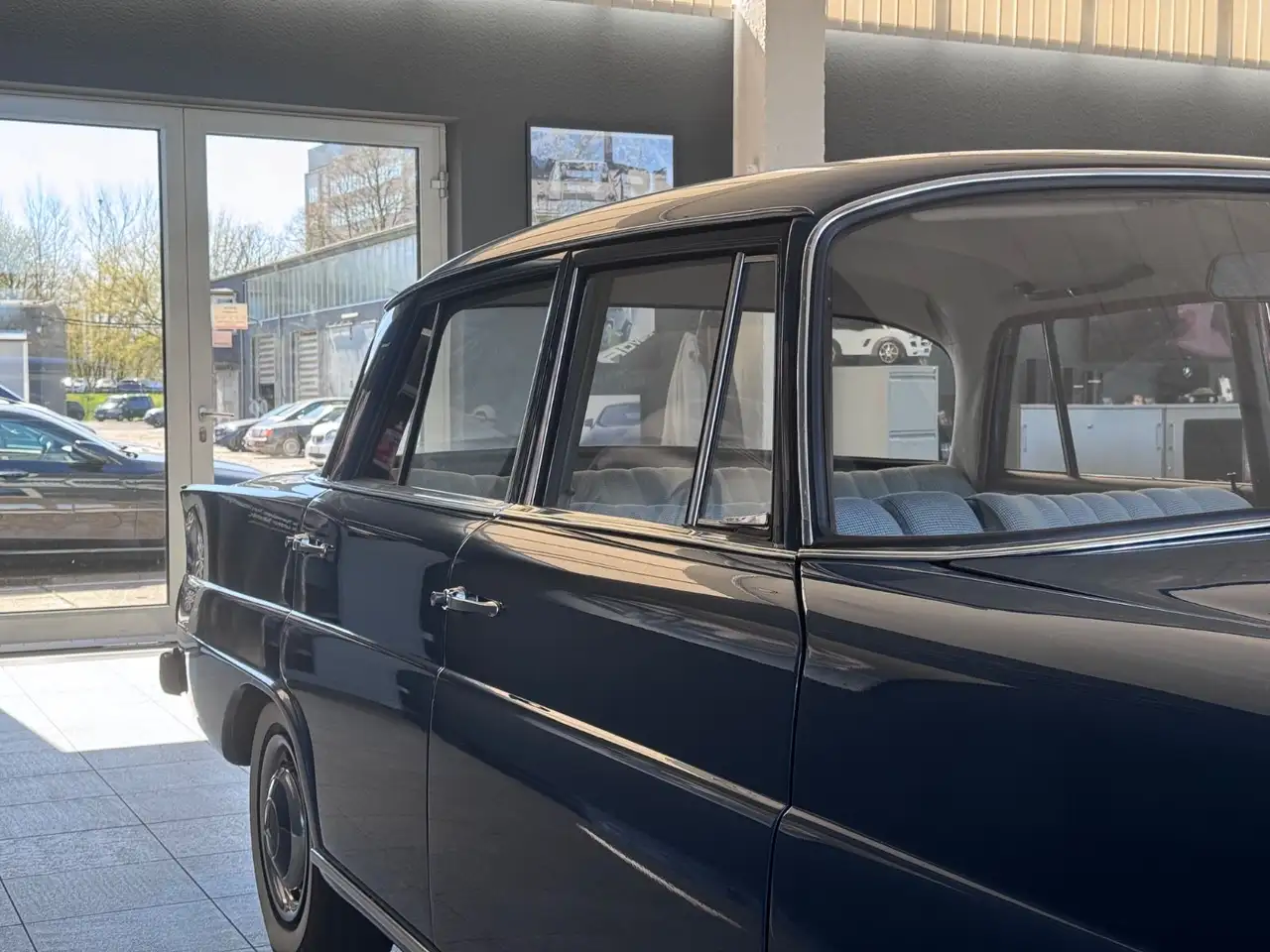 Mercedes-Benz 190 C W110 Heckflosse*GUTACHTEN*H-ZULASSUNG, foto 10