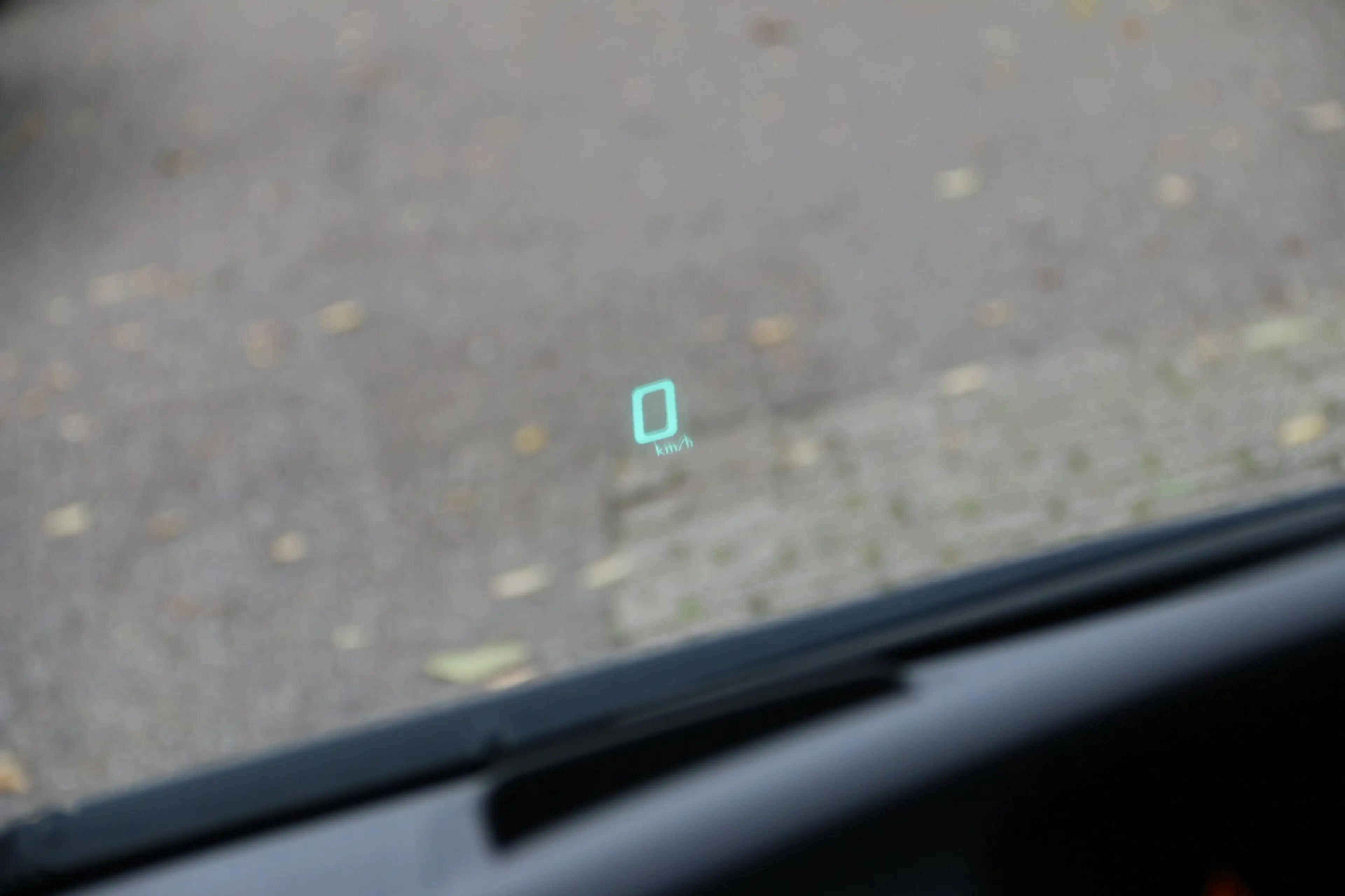 Toyota Prius 1.8 Plug-in Dynamic Business — photo 22