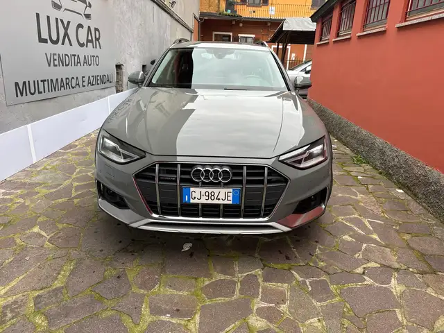 Audi A4 allroad 40 2.0 tdi mhev Business quattro 204cv s-tronic