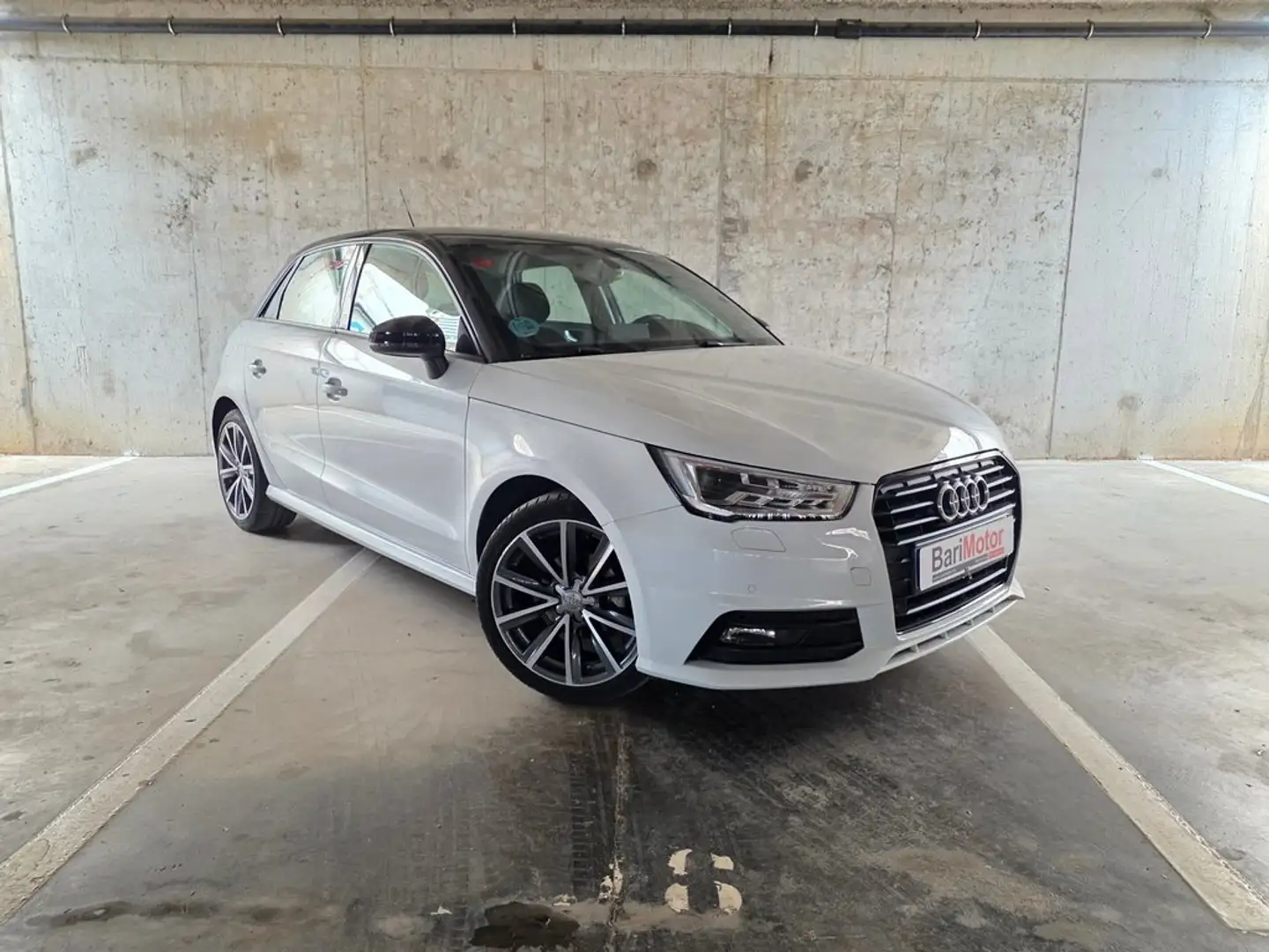 Audi A1 Sportback 1.0 TFSI 95CV S tro Attraction Blanco - 1