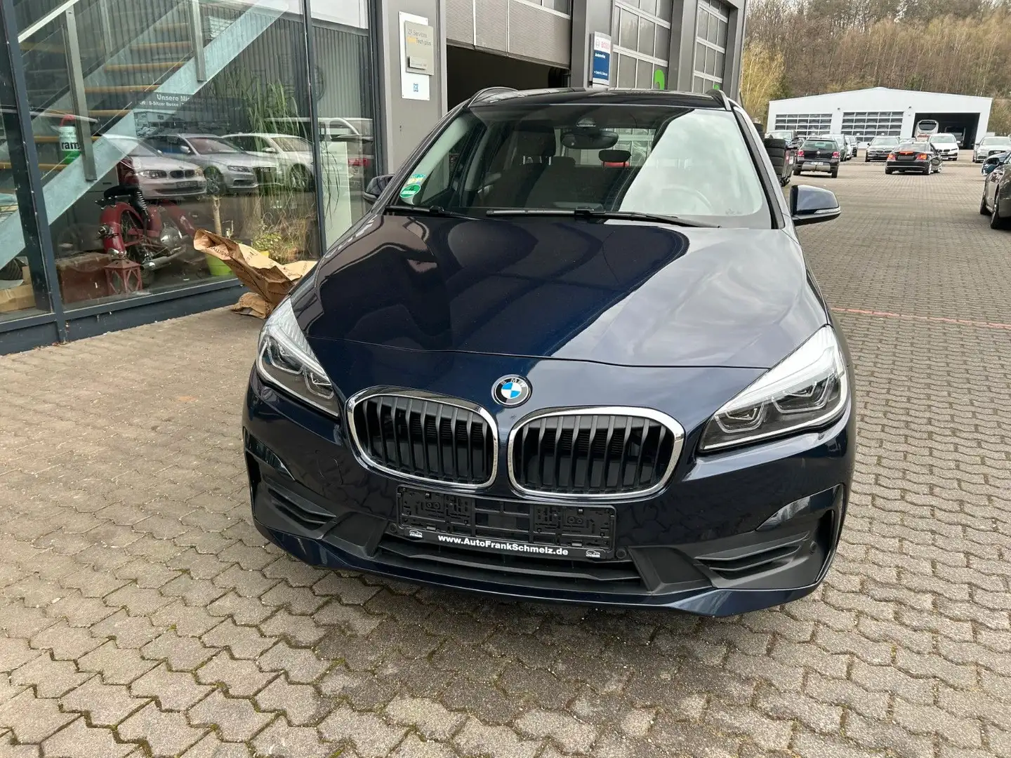 BMW 216 i Advantage  Active Tourer*1.Hand*Navi*Pdc Blau - 2