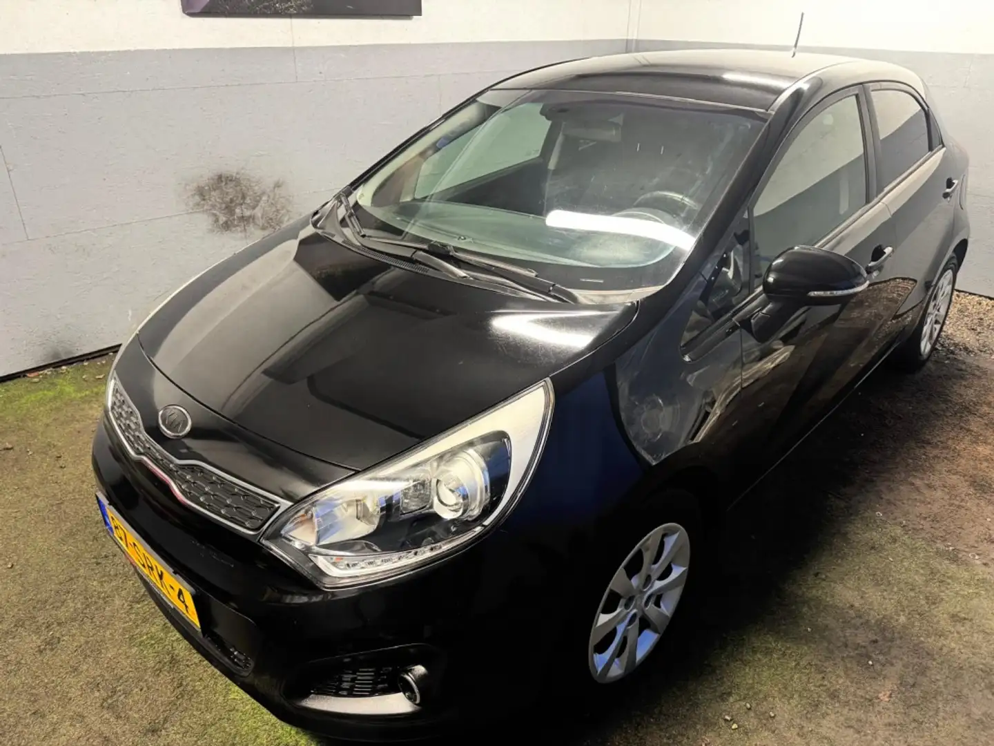 Kia Rio 1.2 CVVT Super Pack Zwart - 2