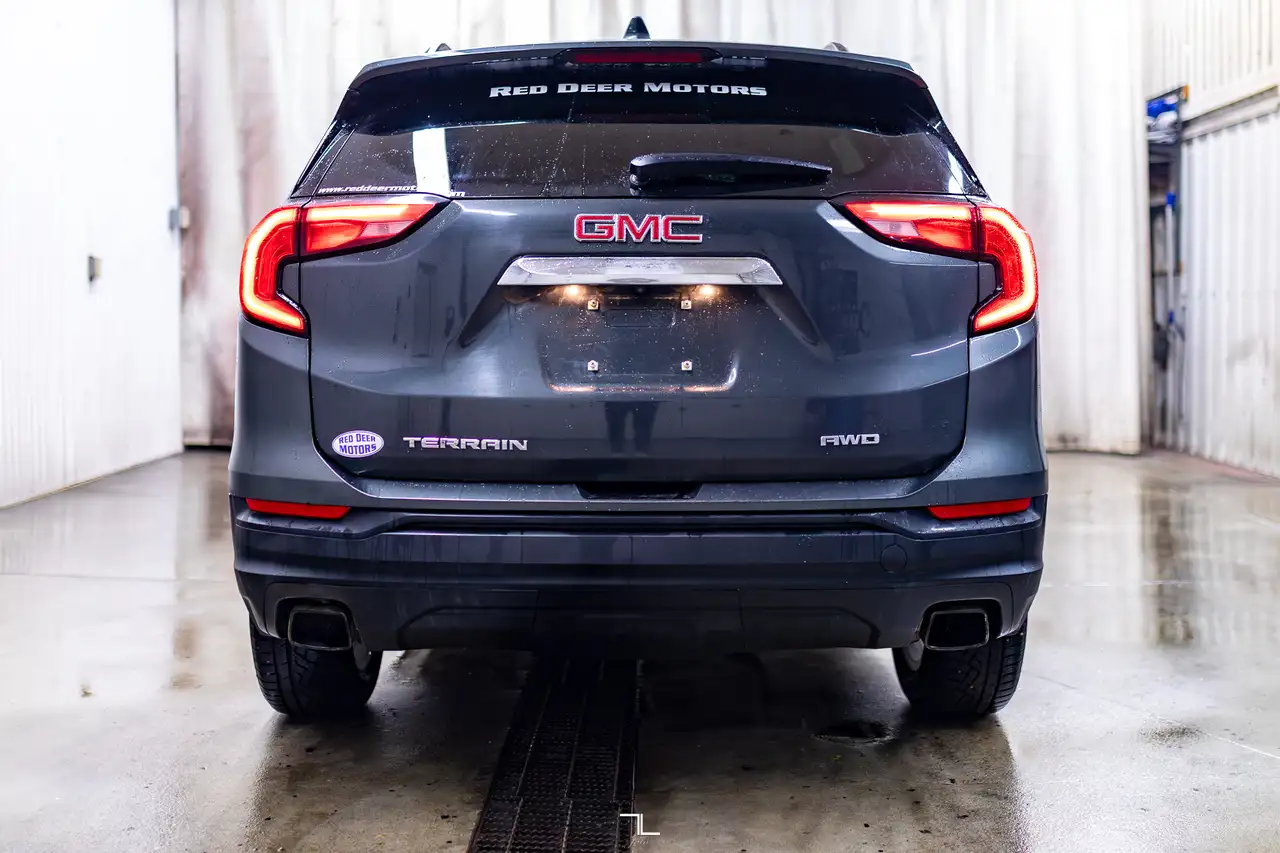 GMC Terrain photo GMC Terrain