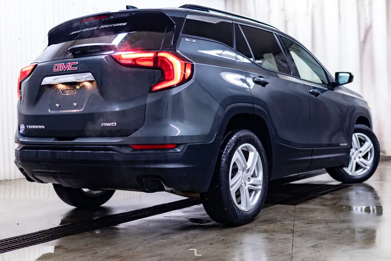 GMC Terrain photo GMC Terrain