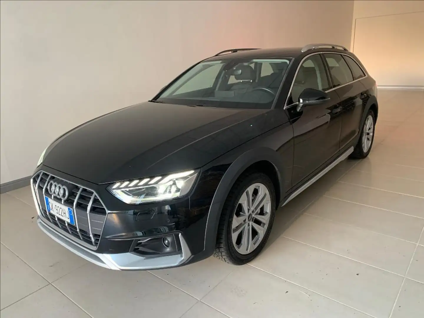 Audi A4 allroad 40 TDI 204 CV S tronic Business Evolution Zwart - 1