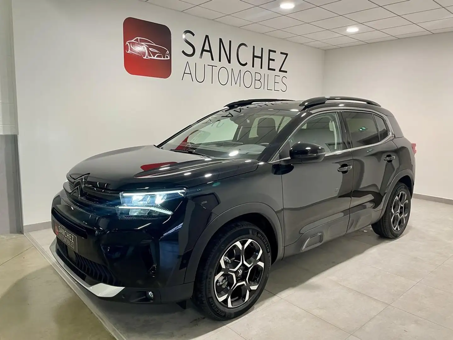 Citroen C5 Aircross PHASE 2 1.5 BLUEHDI 130 EAT8 MAX Noir - 1