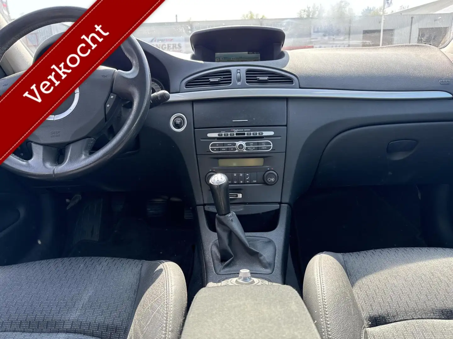 Renault Laguna 2.0-16V Business, climatronic, cruisecontrol, pdc, Grau - 2