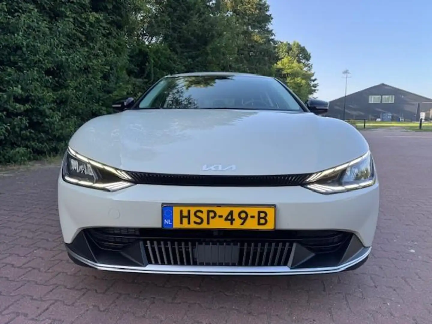 Kia EV6 AIR 77.4KWH SOH 100%/WARTEPOMP/TREKHAAK/HLEER/CAME Grigio - 2