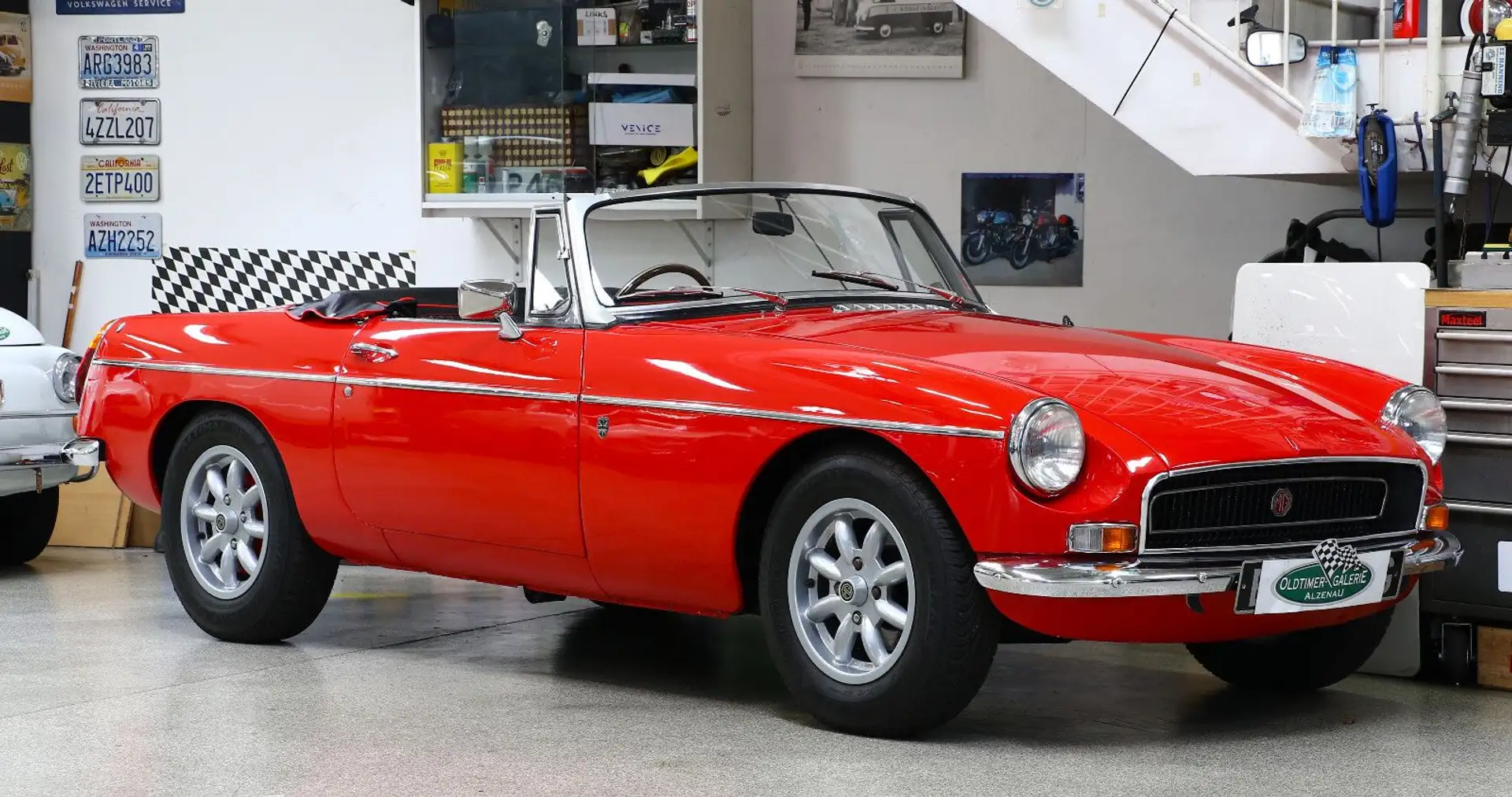 MG MGB Rot - 2
