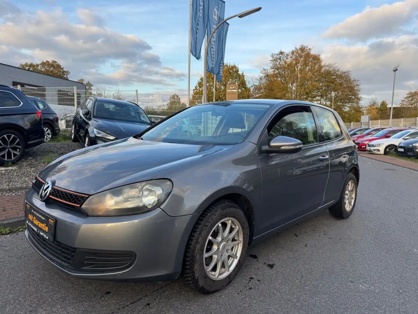 Volkswagen Golf 1.4 2.HAND/KLIMA/ALU/61TKM/TÜV-SERVICE-NEU Grau - 1