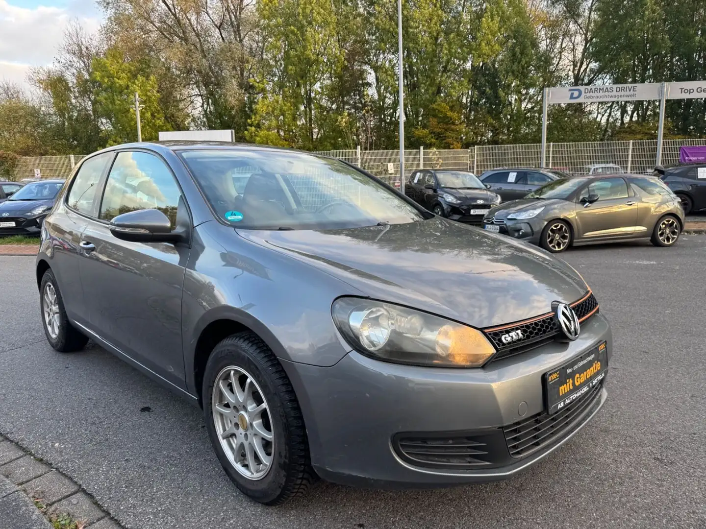 Volkswagen Golf 1.4 2.HAND/KLIMA/ALU/61TKM/TÜV-SERVICE-NEU Grau - 2