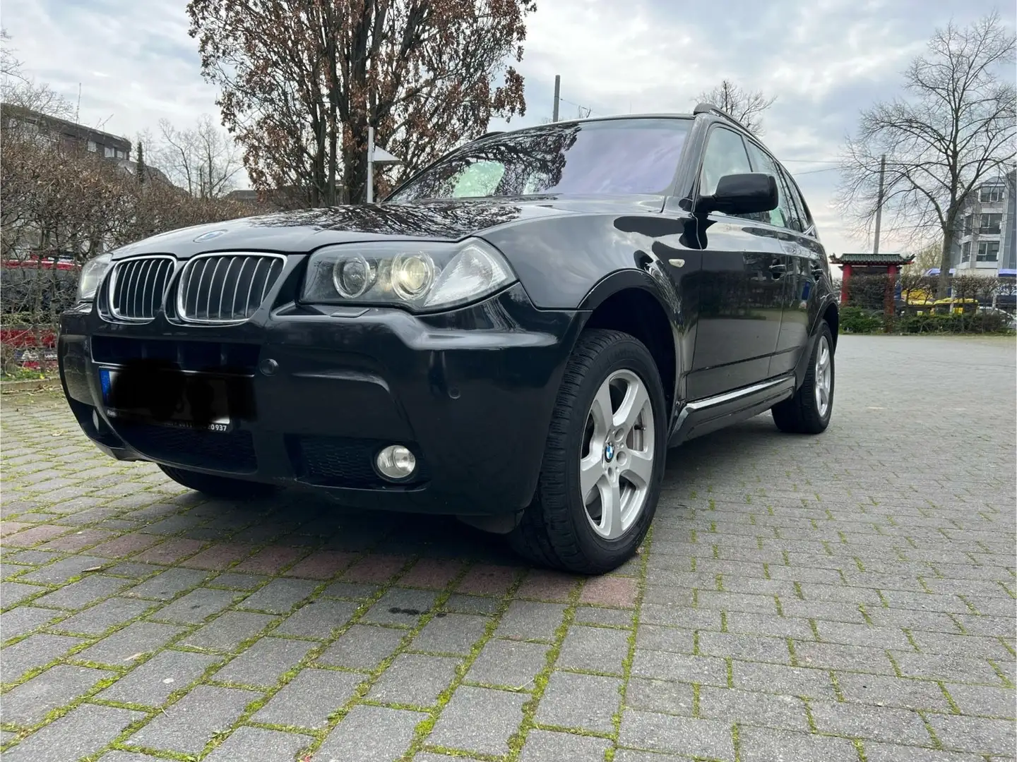 BMW X3 Baureihe X3 2.0d~Sport-Paket M / M-Technic Noir - 1