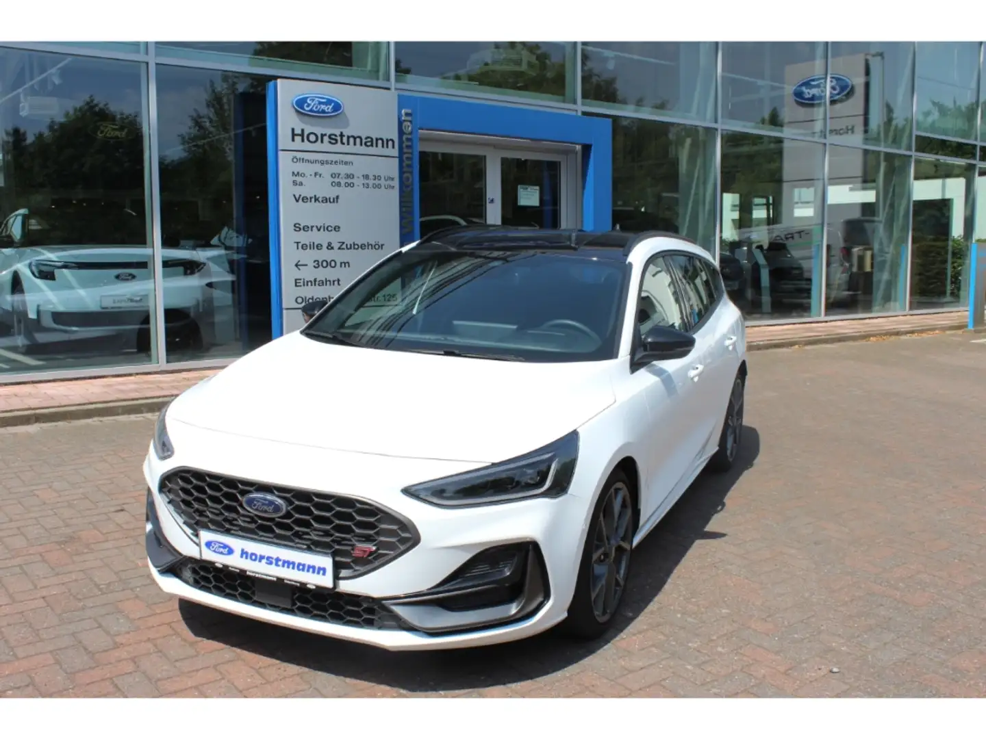 Ford Focus ST X TURNIER, MATRIX-LED, 19''LM, NAVI, PDC, RFK, Weiß - 1