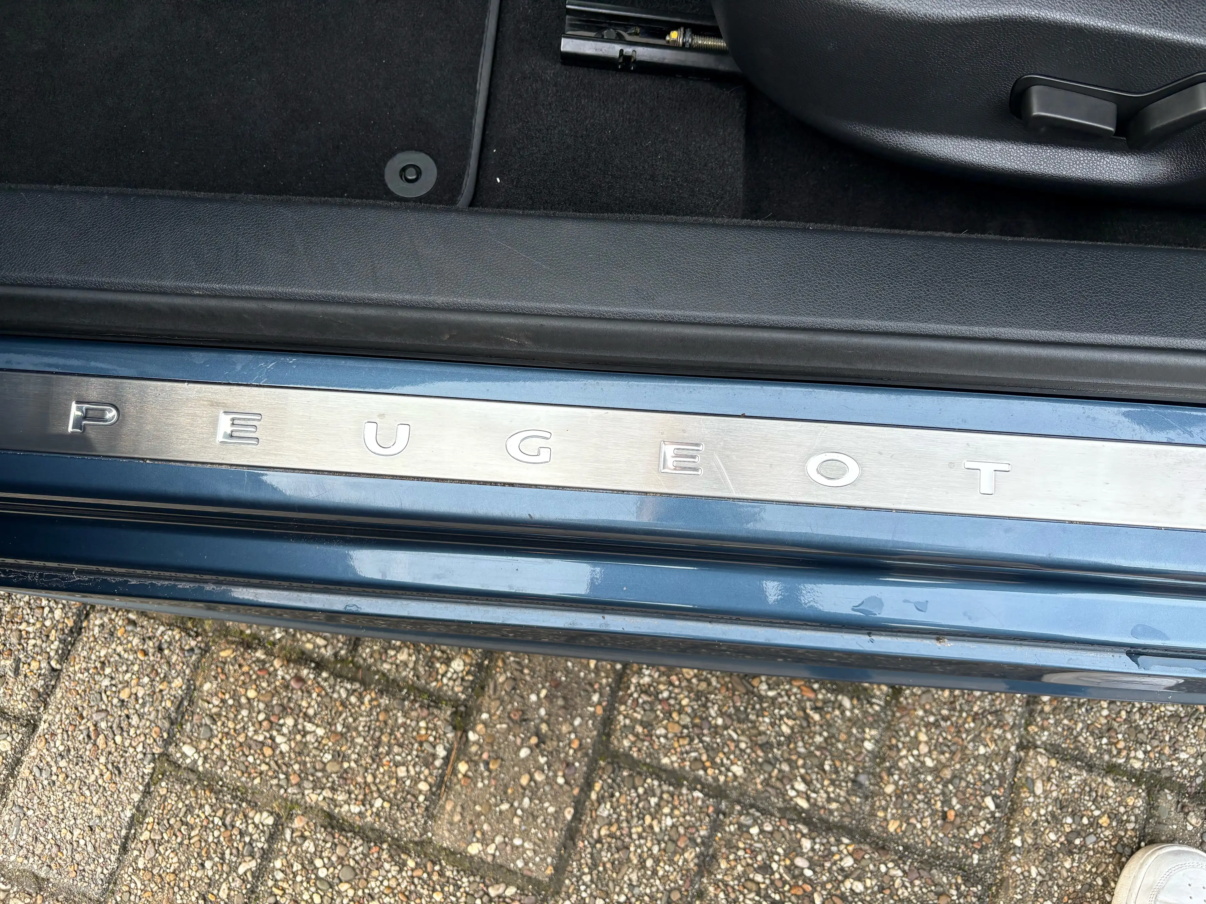Peugeot RCZ 1.6 THP, nieuwe ketting, 18 inch — photo 14